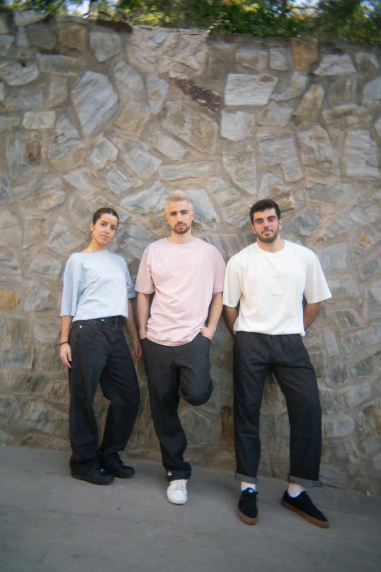 SHIRT-SISET-CREAM HELP SNOWBOARDS